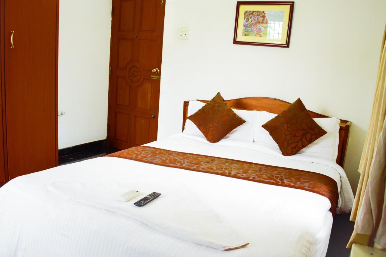 Rainbow House Luxury Rooms เชนไน ภายนอก รูปภาพ