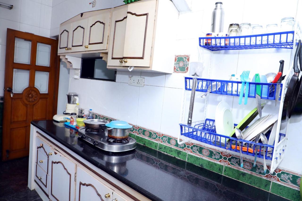 Rainbow House Luxury Rooms เชนไน ภายนอก รูปภาพ